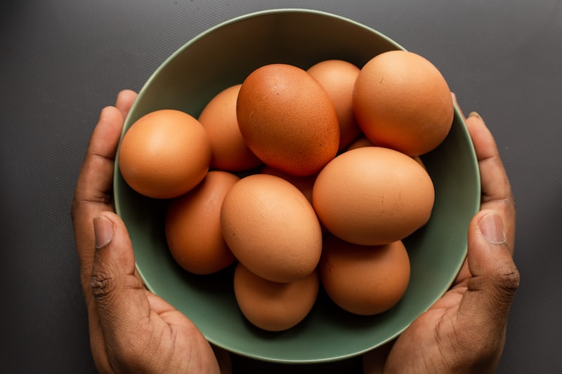 Free-Range Brown Eggs, 1 Dozen